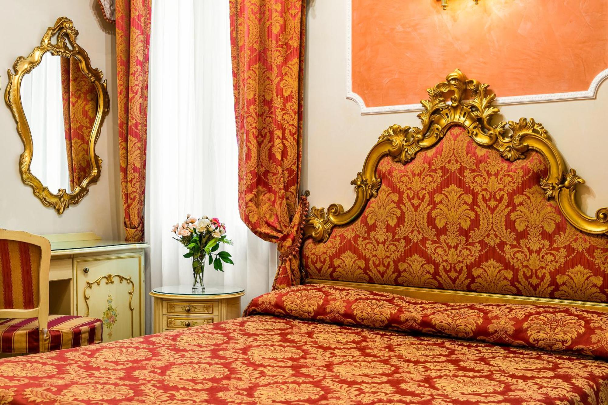 Hotel Al Vagon Venesia Bagian luar foto