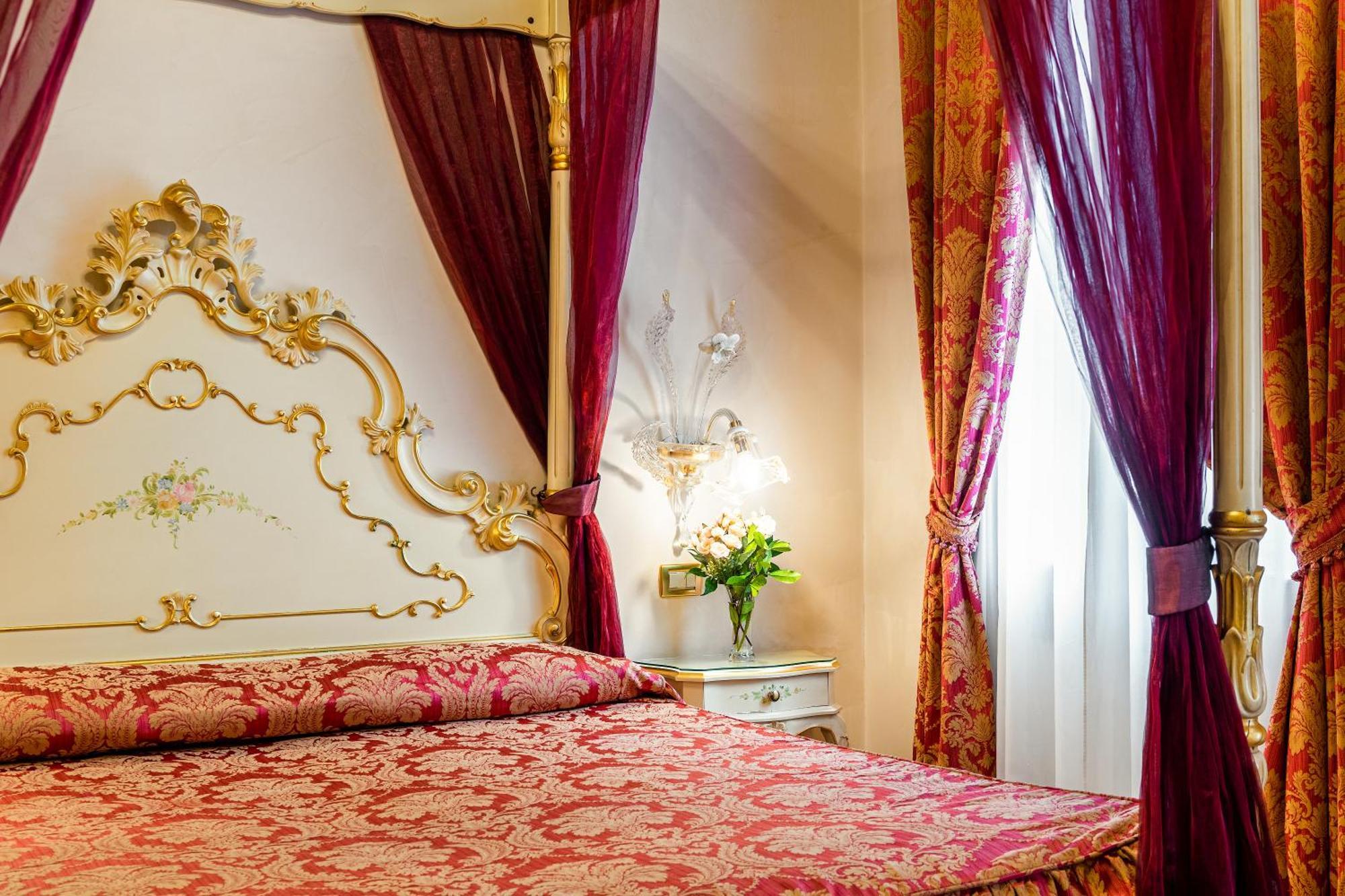 Hotel Al Vagon Venesia Bagian luar foto
