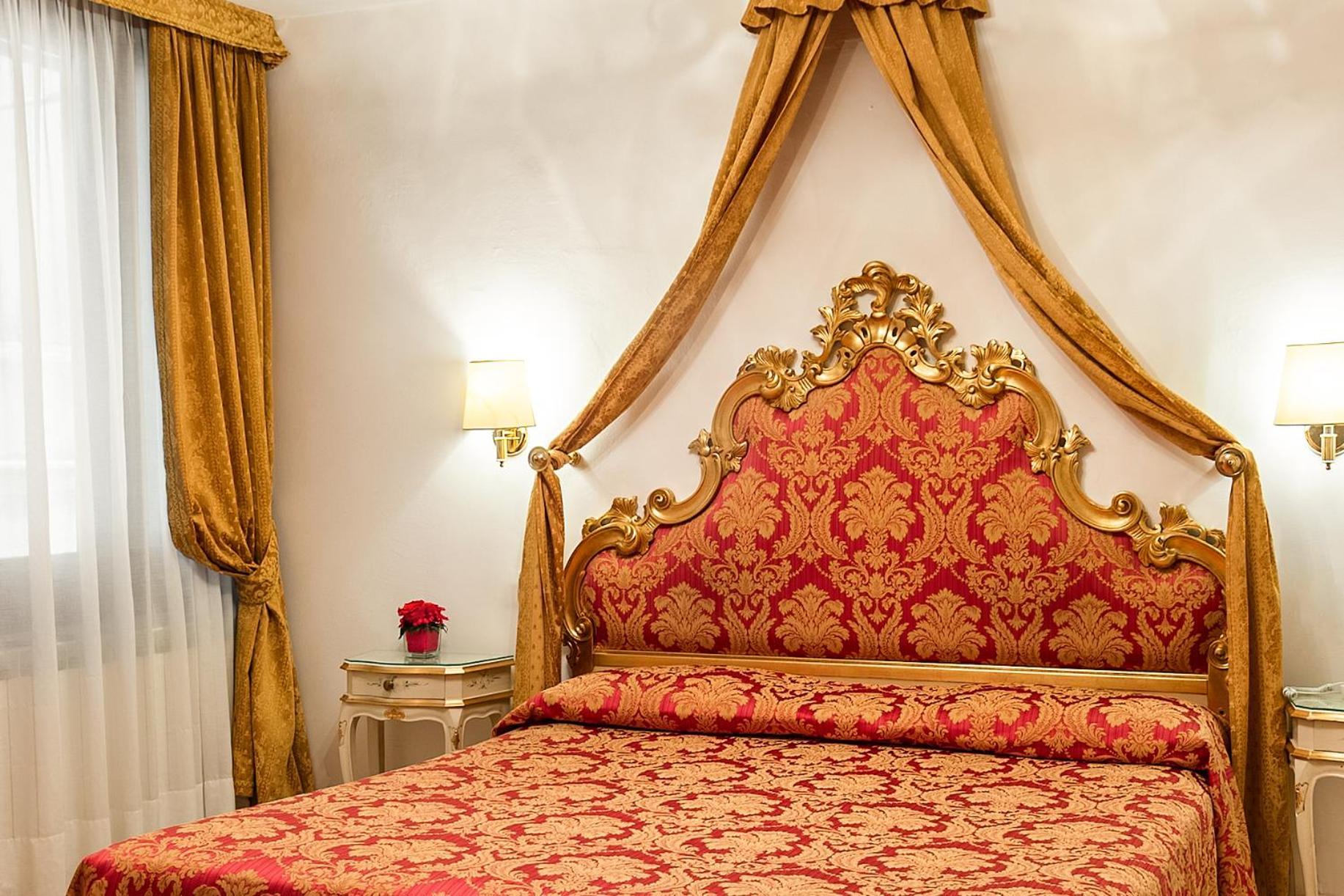 Hotel Al Vagon Venesia Bagian luar foto