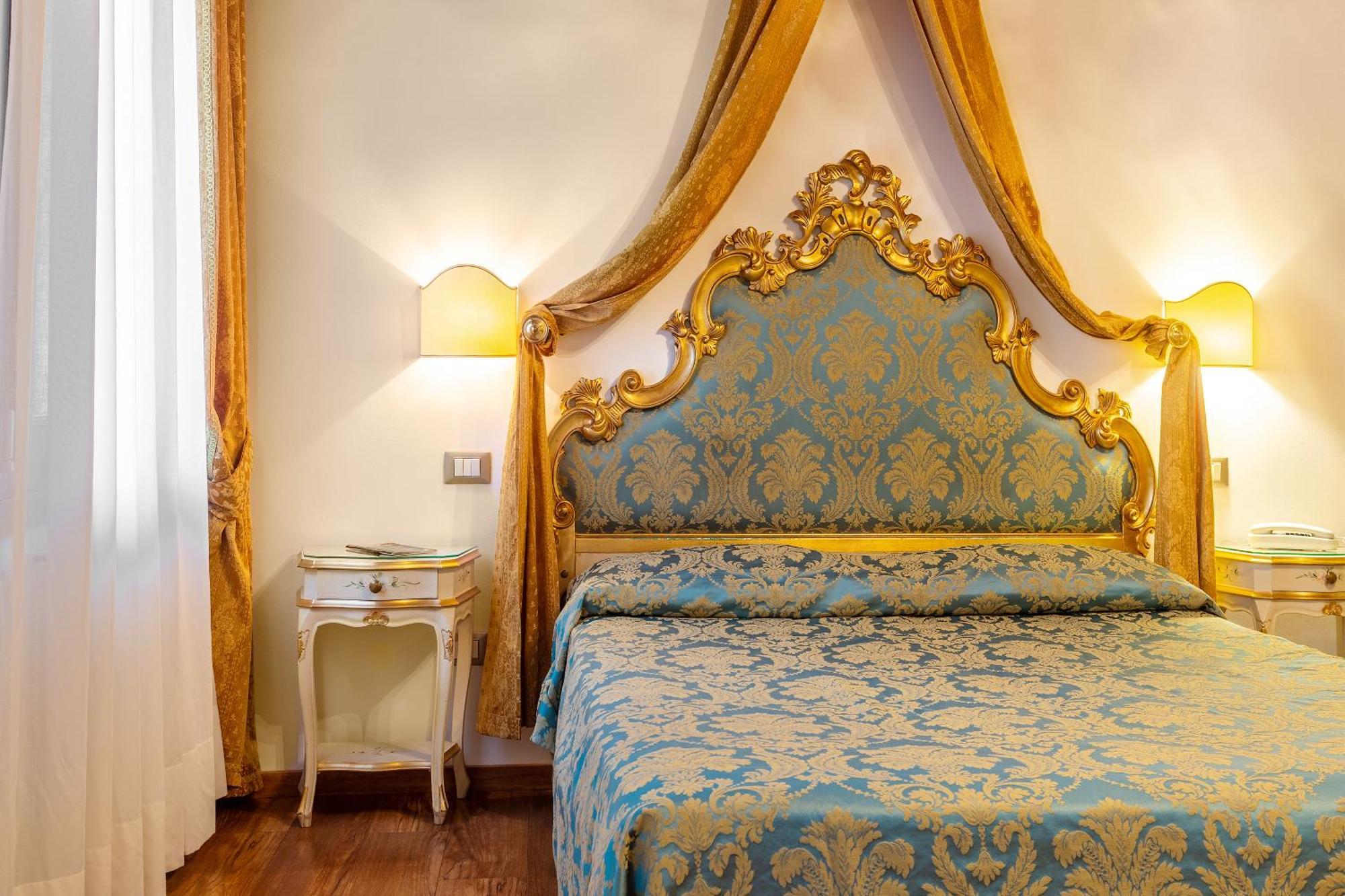 Hotel Al Vagon Venesia Bagian luar foto